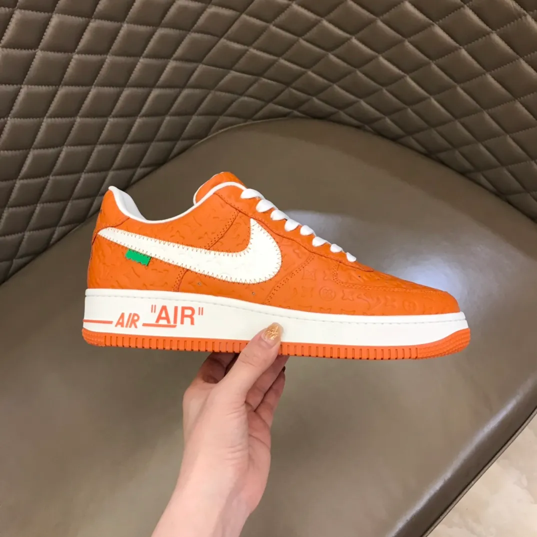 Men's shoes💰p440 "*oui* Vuitto*" x OFF-WHITE x Nike three-party collaboration! Trendy and cool men's casual sports shoes with unrivaled color matching. The design idea basically continues the style of THE TEN. The Swoosh line and tongue label have a very familiar visual effect and are both fashionable and trendy! A must-have for fashionistas! The effect on your feet is absolutely stunning! Size: 38-45
